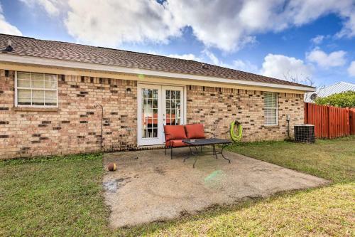Quaint Foley Home With Yard Less Than 16 Miles To Gulf!