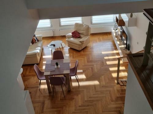 Delta Apartment