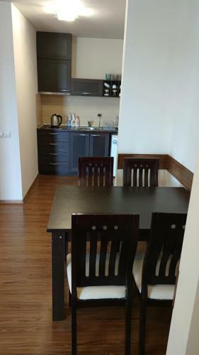 Apartman Sa 2 Spava?e Sobe