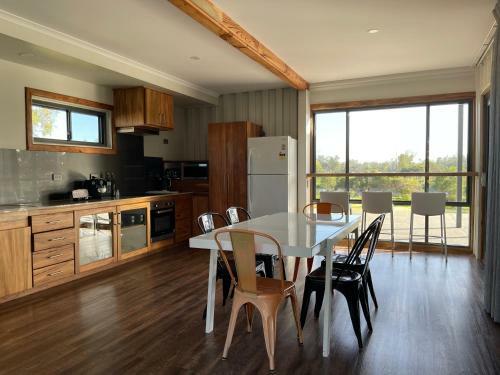 Villa Stirling Estate Chalets