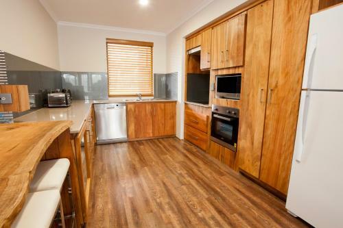 Villa Stirling Estate Chalets