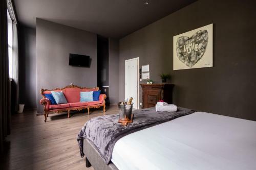 Hotel Boom Close To Tomorrowland