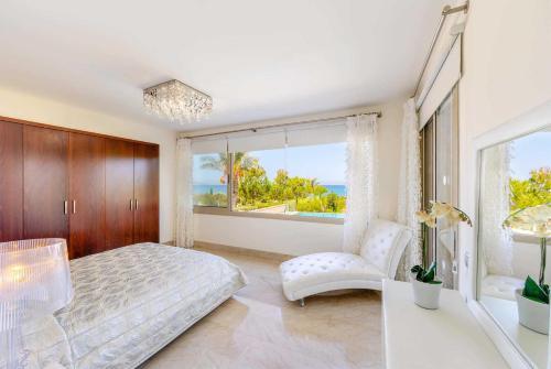 Galene Beach Villa