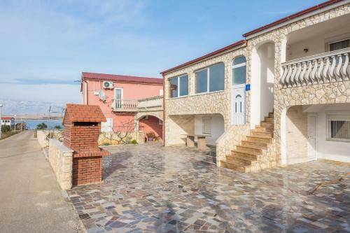 Apartment Rafac