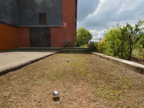Holiday Home Annick Nidrum