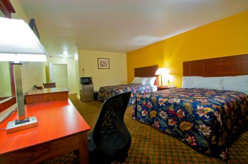 Motel Passport Inn And Suites