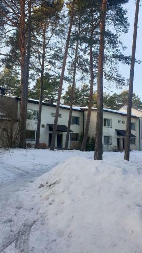 Narva-j�esuu Puhkemaja