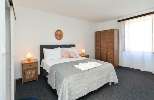 Hostal Rooms Bale 2150