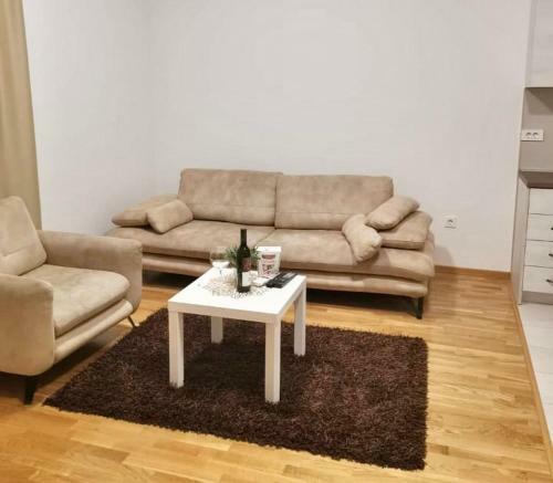 Apartamento Stan Na Dan - Luka & Stefani