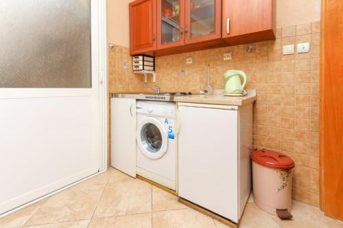Apartamento Vila Lastva 1