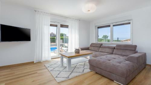 Villa Wego With Breathtaking Sea View And Private Pool