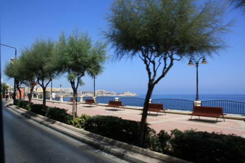 Modern 3br Apartment In The Centre Of Sliema