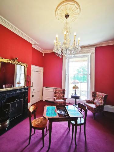 Severn Manor Country Estate