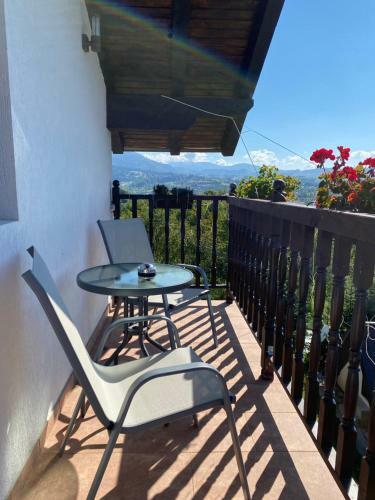 Hostal Casa Raiul Muntilor
