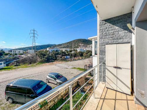 Apartamento Spacious 2 Br House With A View In Konac?k