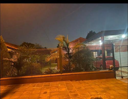 Agradable Casa Con Estacionamiento Gratuito