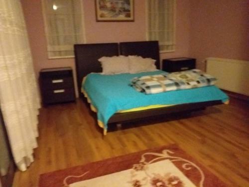 Triplex Villa