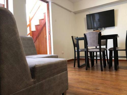 Apartamento New Duplex 8 Min Walk To Main Square