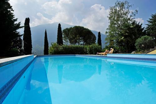 Apartamento Villa Isella Loggio