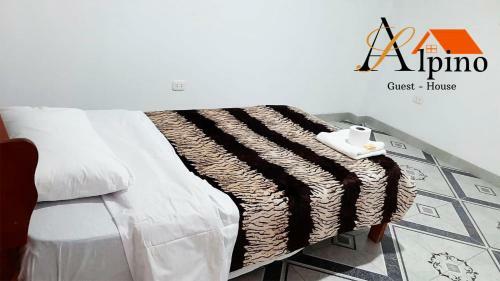 Hostal Alpino Guest House