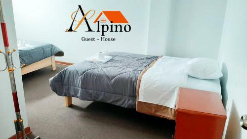 Hostal Alpino Guest House