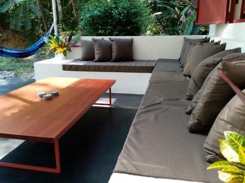 Bolita Rainforest Hostel And Cabinas