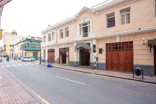 Hotel Ayenda Goldi