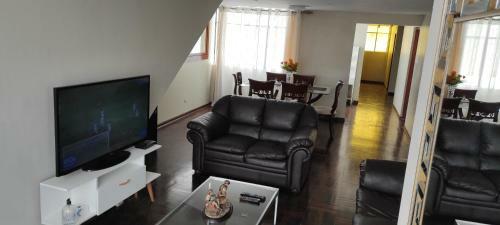 Hostal San Borja Hab III Amoblada