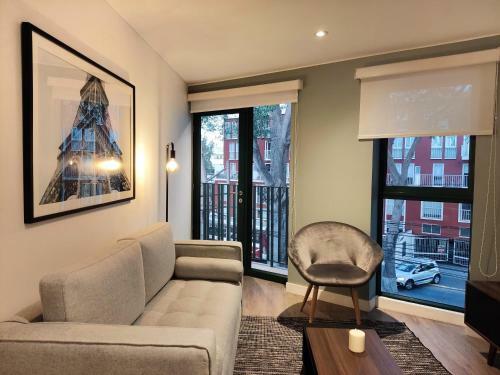 Apartamento Elegant 2br With Lovely Balcony