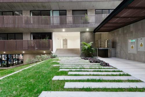 Apartamento ? Maras Residence ? Luxury Rooftop Pool & Grill