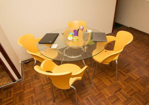Alicia & Gabriel Apartments