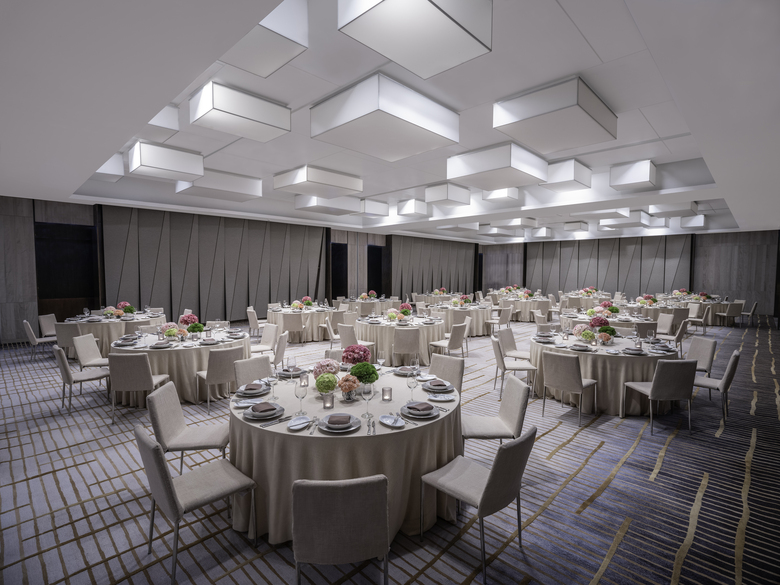 Hotel New World Saigon (club)
