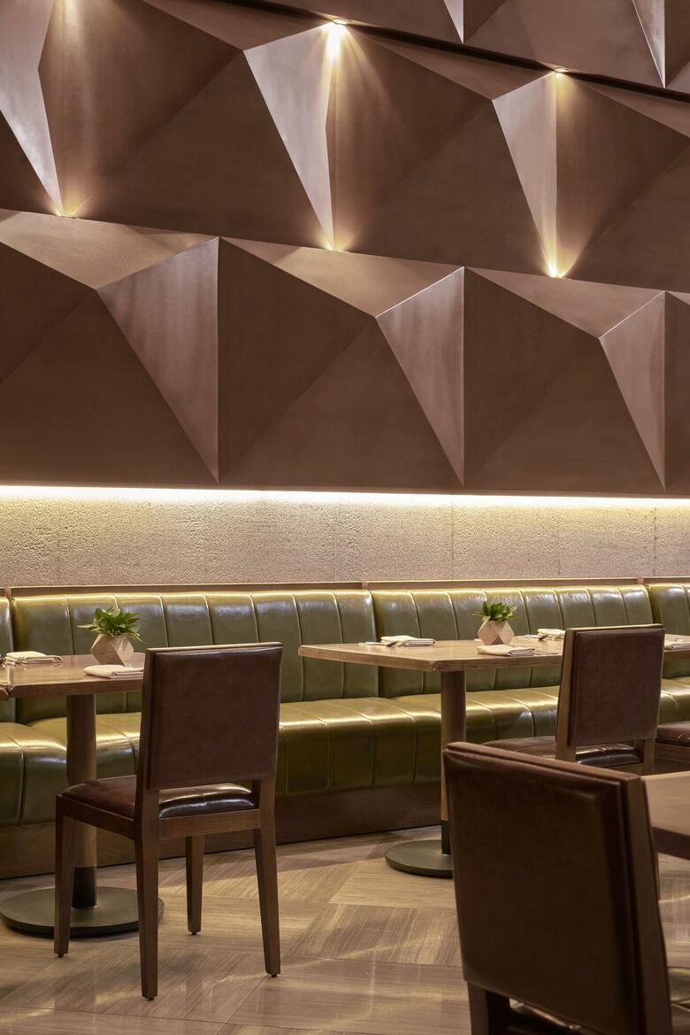Hotel New World Saigon (club)