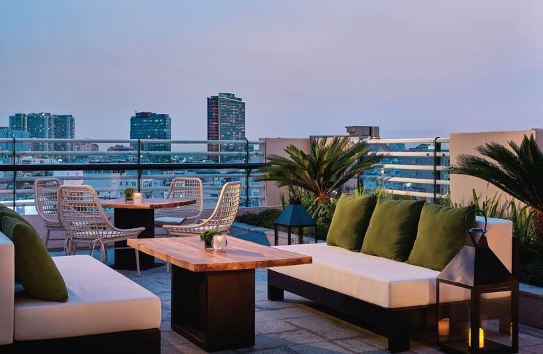 Hotel New World Saigon (club)