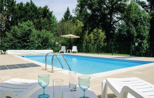 Holiday Home La Barde P-737