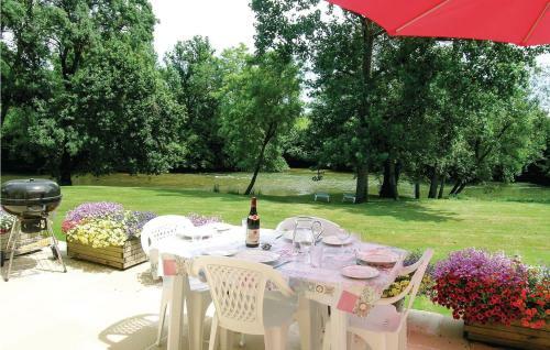 Holiday Home La Barde O-736