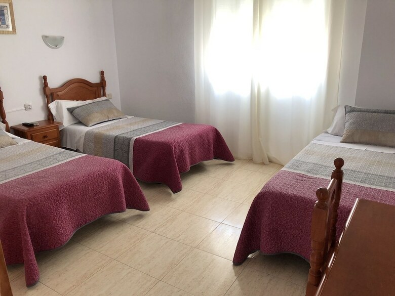 Hostal 82