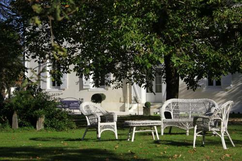 Bed & Breakfast Maison D'h�tes Lassaubatju