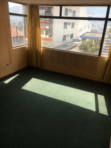 Renting A Room In A Big House