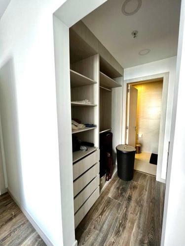 Luxury Apartment With Balcony And View