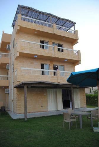 Badr Deluxe Apartments Families Only