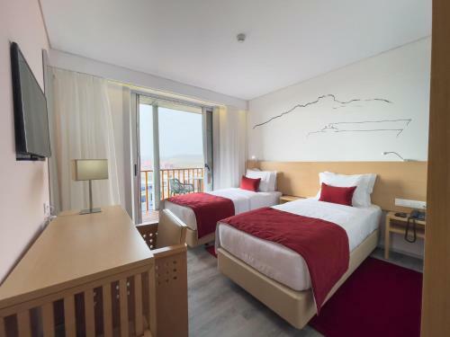 Hotel Happy Day