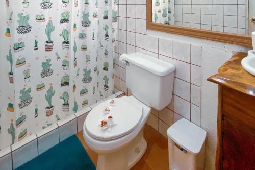 Villa Mango 4, Steps From The Beach & Free Wifi