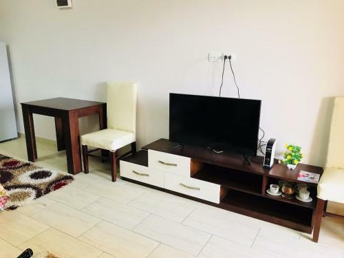 Apartments At Aldau Heights