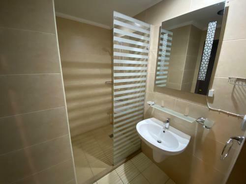 Apartamento Stylish Pool View Studio In Al Dau Heights