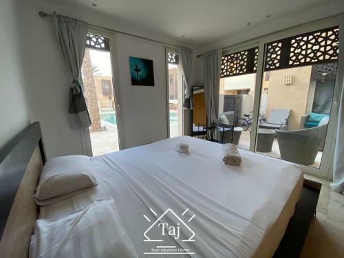 Taj Home, Serenity View,2bedrooms Apartment Scarab
