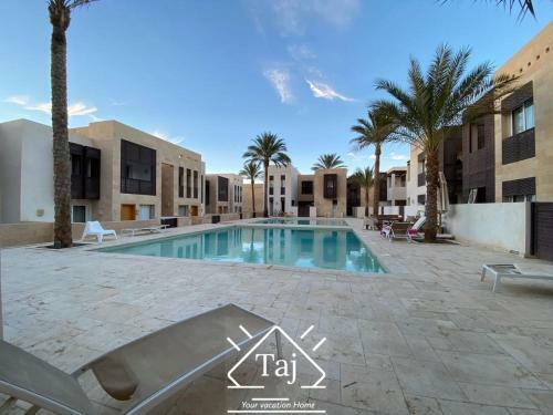 Taj Home, Serenity View,2bedrooms Apartment Scarab