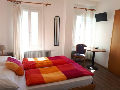 Hostal Hotel Garni Battello