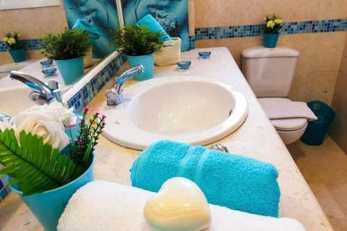 Luxury 4 Bedroom Villa With A Heated Pool
