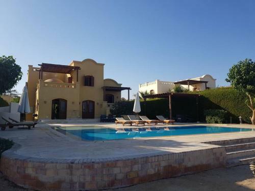 Gorgeous Villa In Gouna With Heated Private Pool
